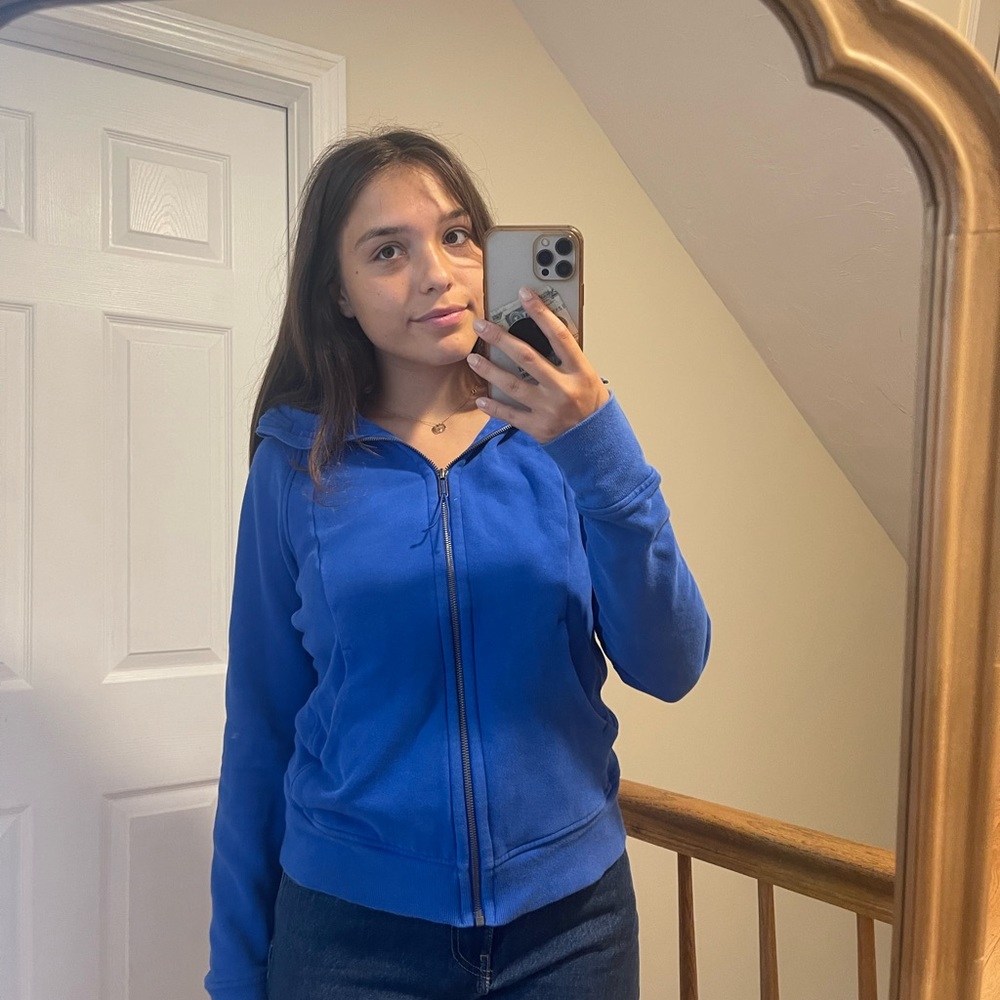 Blue Lululemon zipper down hooded